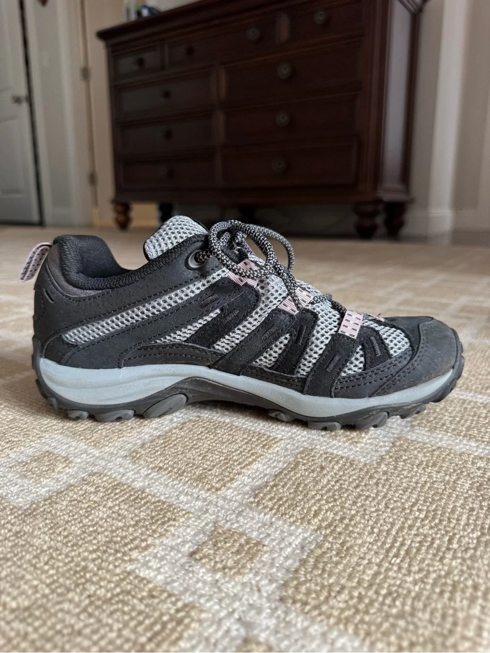 Merrell Alverstone 2 Hiking Shoes Trail Sneakers Outdoor Gray Black Pink 8